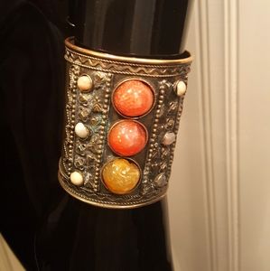 Chicos Stone Bracelet